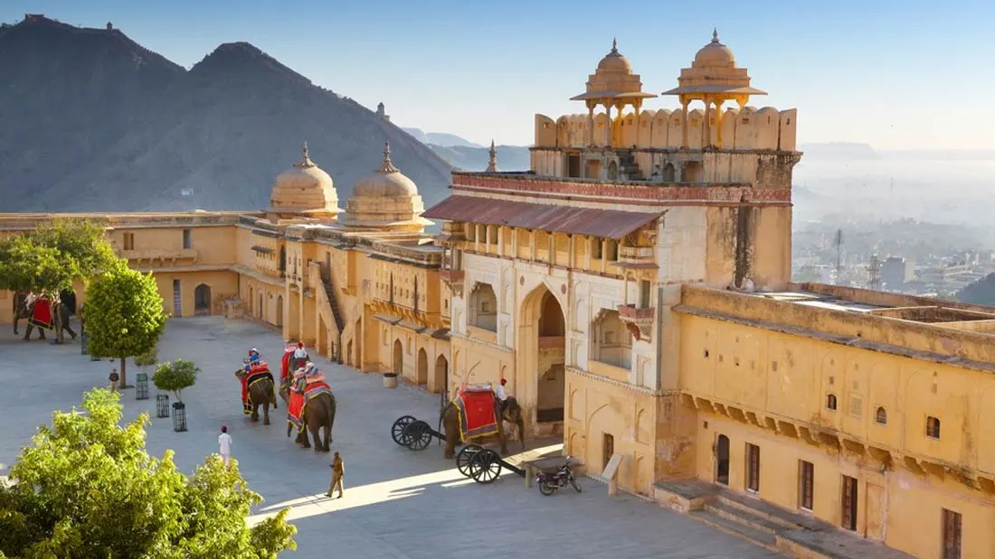 Delhi Agra Jaipur and Udaipur Tour – 8 Days