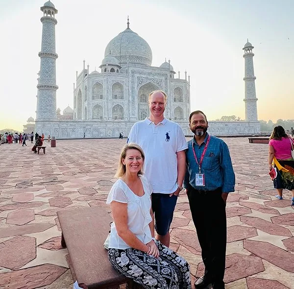 Sunrise Taj Mahal Tour From Delhi