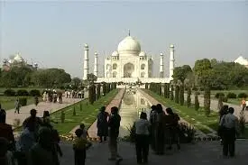 Taj Mahal Tour From Bengaluru