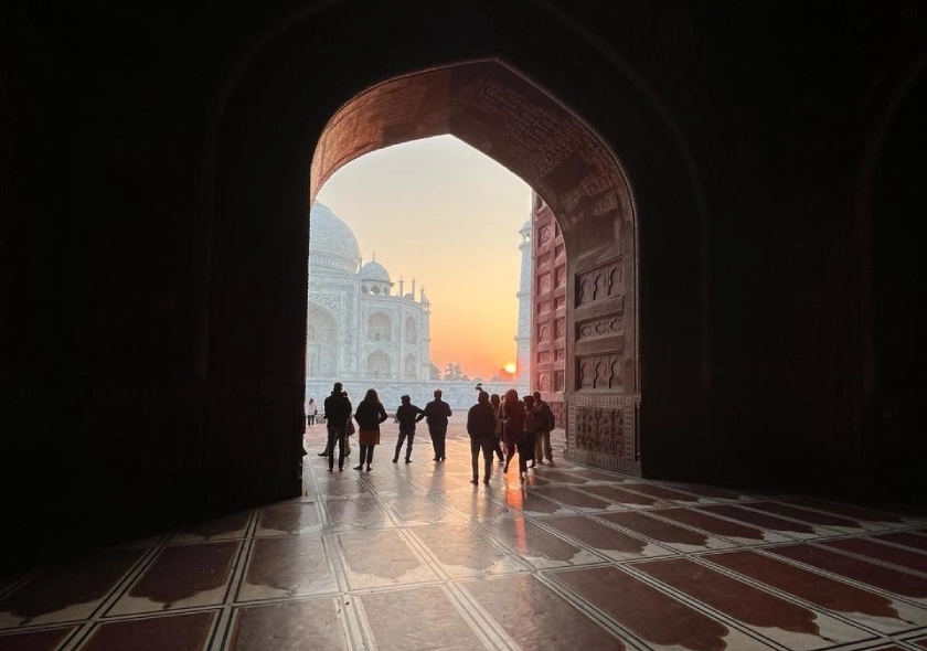Sunrise Taj Mahal Tour from Delhi - Private Tour Guide India