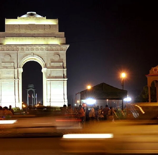4 Hours: Delhi City Evening Tour – Includes Transfers